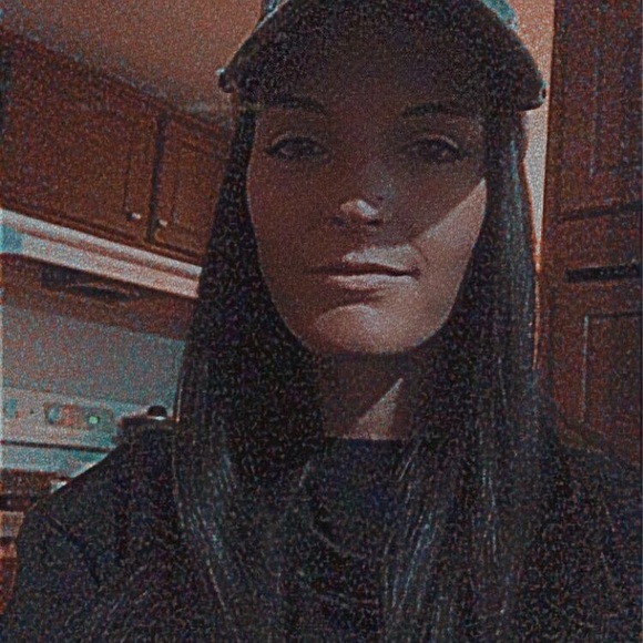 Meet your Posher, Rachel - Picture 1 of 1